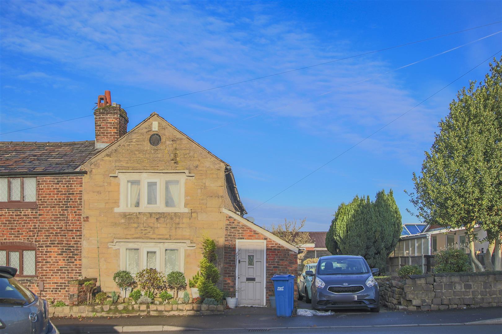 2 Bed Terraced Cottage For Sale - Main Image